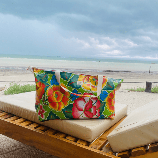 La Weekend Bag - Image 8